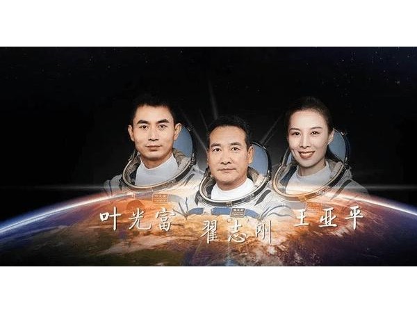 国外网友竟然有人提问为啥中国空间站要用中文？